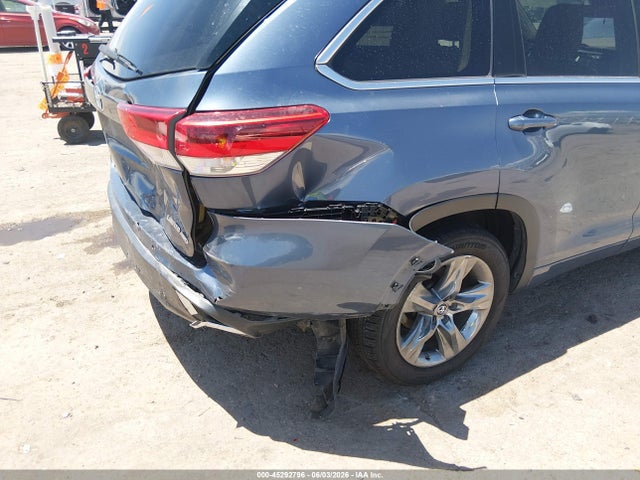 Toyota Highlander Limited Platinum 2018 5TDDZRFH3JS874673 Image 6