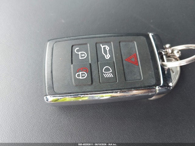SALEWEEE0P2119986 Land Rover Defender 110 Carpathian Edition/110 V8