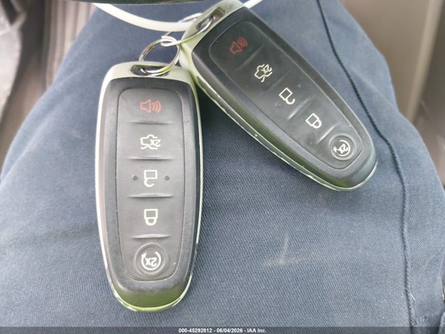 45292812 :رقم المزاد ، 1FADP5CU9DL537758 vin ، 2013 Ford C-max Energi Sel مزاد بيع
