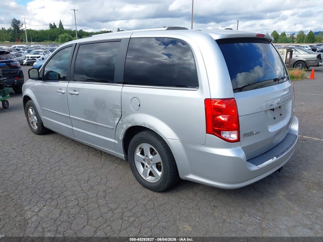 45292827 :رقم المزاد ، 2D4RN5DGXBR649717 vin ، 2011 Dodge Grand Caravan Crew مزاد بيع