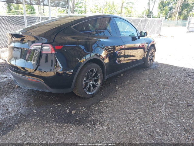 Aukcja sprzedaży 2024 Tesla Model Y Long Range Dual Motor All-wheel Drive, vin: 7SAYGAEE1RF105219, numer aukcji: 45292849