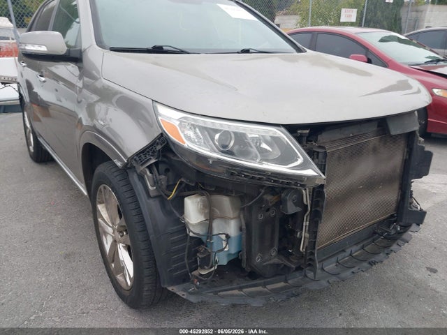 5XYKW4A7XFG639533 KIA Sorento Limited V6
