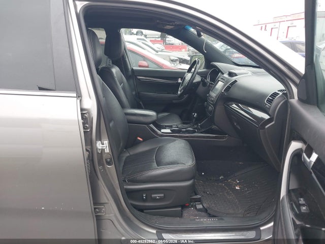5XYKW4A7XFG639533 KIA Sorento Limited V6