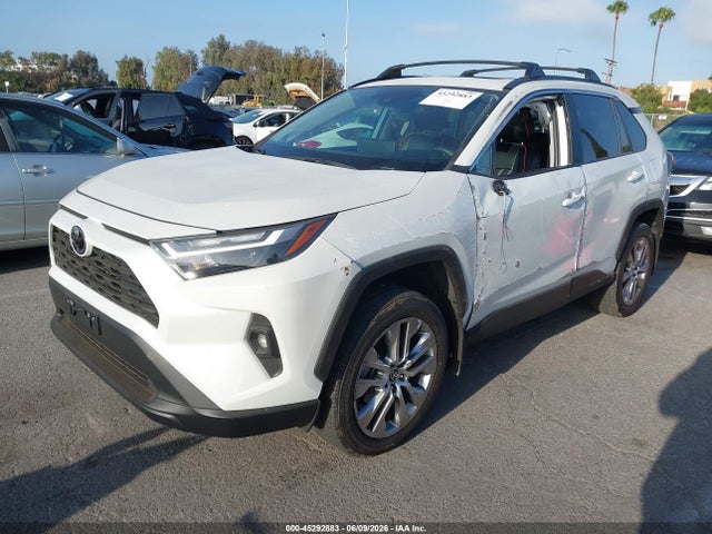 Toyota Rav4 Xle Premium 2024 2T3C1RFV8RW302422 Image 2