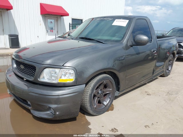 1999 Ford F-150 Svt Lightning მანქანა იყიდება აუქციონზე, vin: 2FTZF0735XCB05626, აუქციონის ნომერი: 45292913