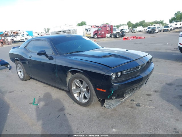 2018 2C3CDZAG8JH245454 main image