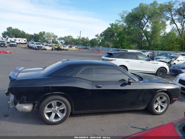 Dodge Challenger Sxt 2018 2C3CDZAG8JH245454 Image 13
