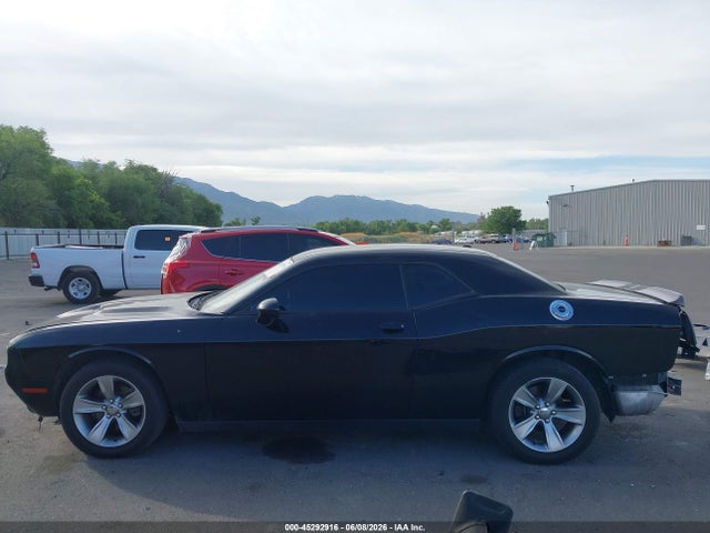 Dodge Challenger Sxt 2018 2C3CDZAG8JH245454 Image 14