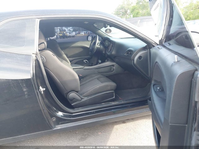 Dodge Challenger Sxt 2018 2C3CDZAG8JH245454 Image 5