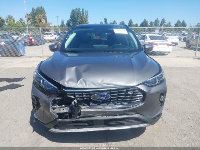 1FMCU9JA3SUB49958 Ford Escape Platinum