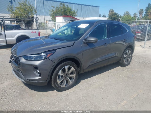 1FMCU9JA3SUB49958 Ford Escape Platinum