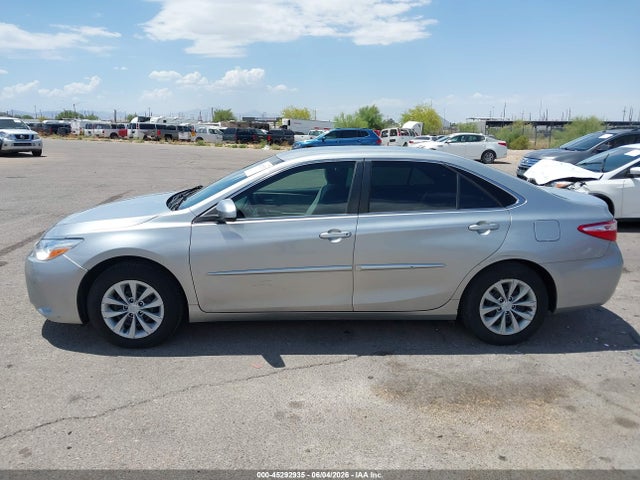 4T1BF1FK5HU329704 Toyota CAMRY LE