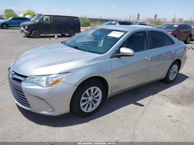4T1BF1FK5HU329704 Toyota CAMRY LE