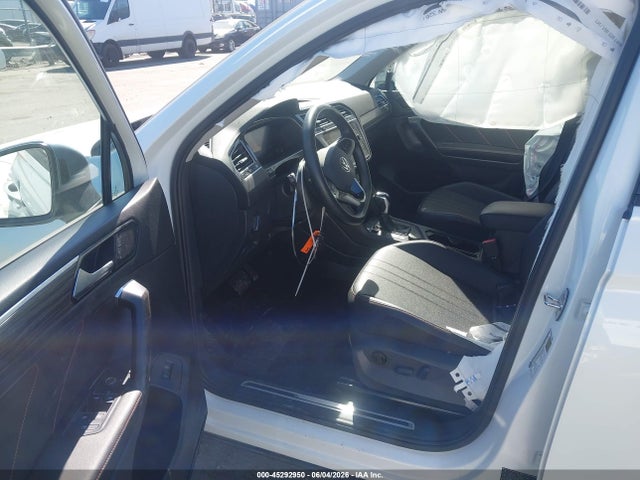 Aukcja sprzedaży 2024 Volkswagen Tiguan 2.0t Wolfsburg Edition, vin: 3VV5B7AX8RM215089, numer aukcji: 45292950