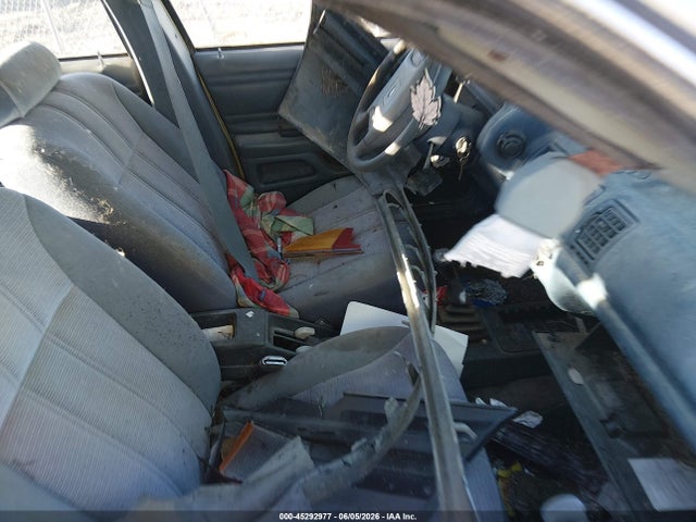 45292977 :رقم المزاد ، 1FAPP36X0LK160653 vin ، 1990 Ford Tempo Gl مزاد بيع
