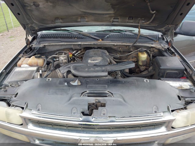 45293046 :رقم المزاد ، 1GNEC13Z32R248388 vin ، 2002 Chevrolet Tahoe Ls مزاد بيع