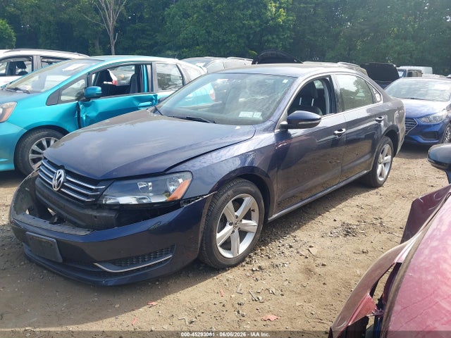 45293081 :رقم المزاد ، 1VWBP7A37CC017819 vin ، 2012 Volkswagen Passat 2.5l Se مزاد بيع