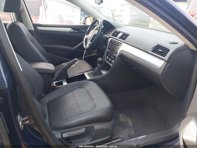 45293081 :رقم المزاد ، 1VWBP7A37CC017819 vin ، 2012 Volkswagen Passat 2.5l Se مزاد بيع