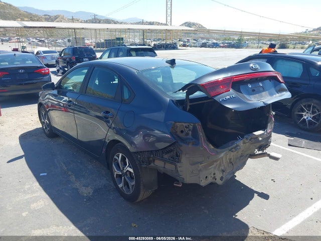 KIA Forte Lxs 2020 3KPF24AD4LE249099 Image 3