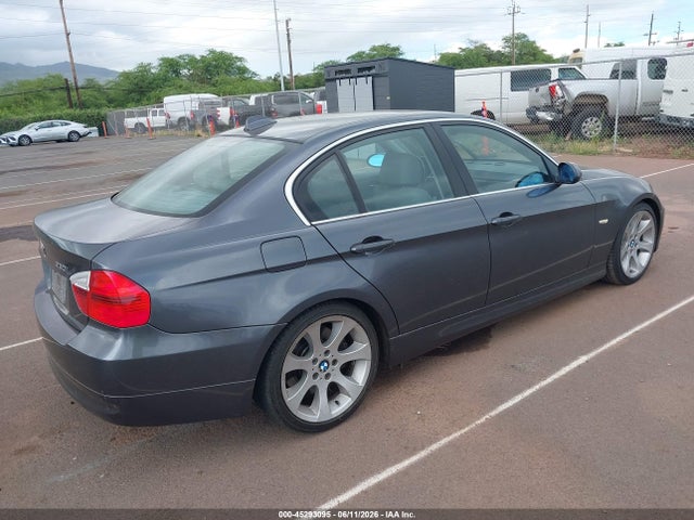 2006 Bmw 330i მანქანა იყიდება აუქციონზე, vin: WBAVB33586KS33739, აუქციონის ნომერი: 45293095