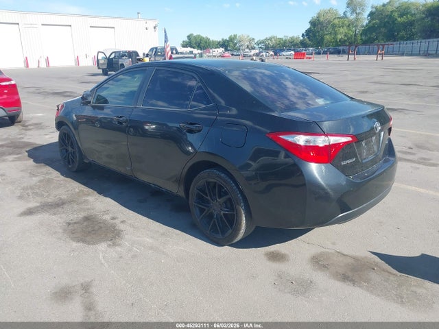2015 Toyota Corolla Le მანქანა იყიდება აუქციონზე, vin: 5YFBURHE6FP281477, აუქციონის ნომერი: 45293111