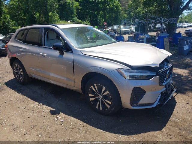45293132 :رقم المزاد ، YV4L12RK4R1946150 vin ، 2024 Volvo Xc60 B5 Core Dark Theme مزاد بيع