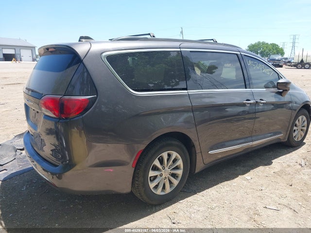 Продажа на аукционе авто 2017 Chrysler Pacifica Touring-l, vin: 2C4RC1BG0HR540142, номер лота: 45293157