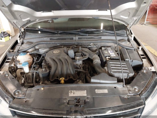 2015 Volkswagen Jetta 2.0l S მანქანა იყიდება აუქციონზე, vin: 3VW2K7AJ8FM272317, აუქციონის ნომერი: 45293161