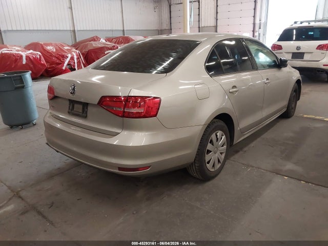 2015 Volkswagen Jetta 2.0l S მანქანა იყიდება აუქციონზე, vin: 3VW2K7AJ8FM272317, აუქციონის ნომერი: 45293161