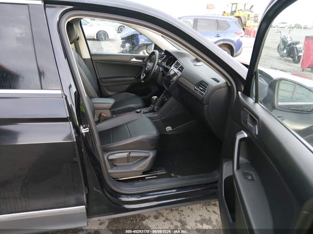 Aukcja sprzedaży 2021 Volkswagen Tiguan 2.0t Se/2.0t Se R-line Black/2.0t Sel, vin: 3VV2B7AX5MM099796, numer aukcji: 45293170