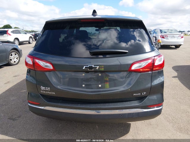 Chevrolet EQUINOX LT 2018 2GNAXSEV3J6275300 Image 16