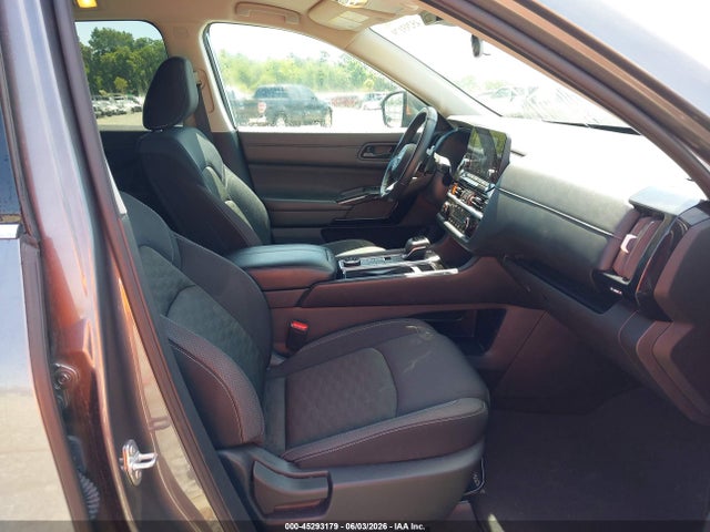 45293179 :رقم المزاد ، 5N1DR3BC6RC298223 vin ، 2024 Nissan Pathfinder Sv 4wd مزاد بيع