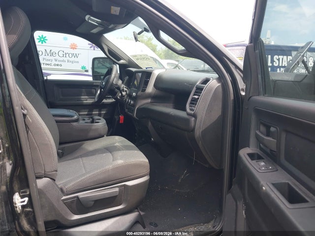 Продажа на аукционе авто 2024 Ram 3500 Tradesman  4x4 8' Box, vin: 3C63RRGL3RG273909, номер лота: 45293196