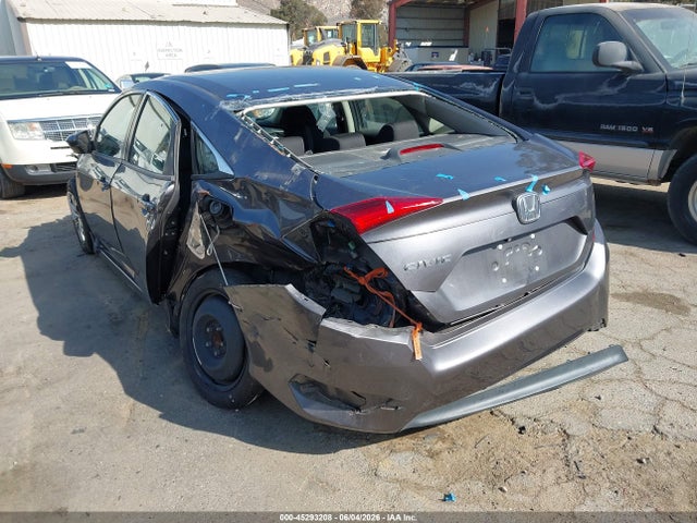 Honda Civic Lx 2018 2HGFC2F57JH519030 Image 3