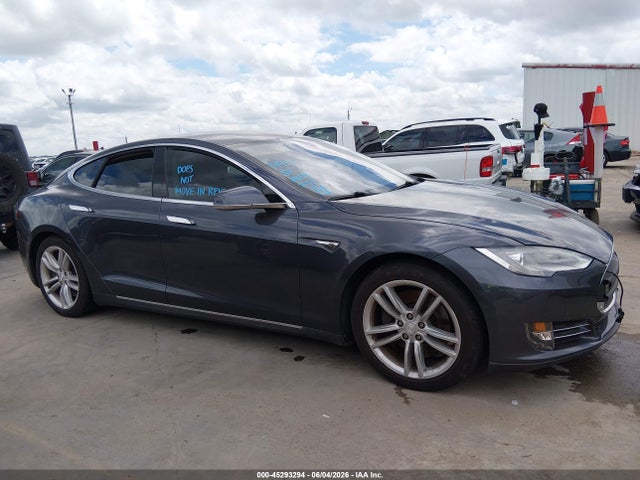 Продажа на аукционе авто 2014 Tesla Model S P85, vin: 5YJSA1H18EFP61599, номер лота: 45293294