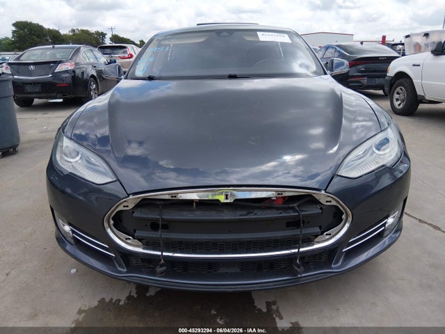 Продажа на аукционе авто 2014 Tesla Model S P85, vin: 5YJSA1H18EFP61599, номер лота: 45293294
