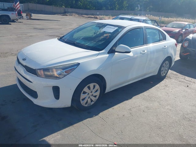 KIA RIO S 2018 3KPA24AB7JE077852 Image 2