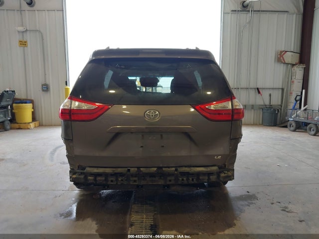5TDKZ3DC6HS849725 Toyota Sienna Le 8 Passenger
