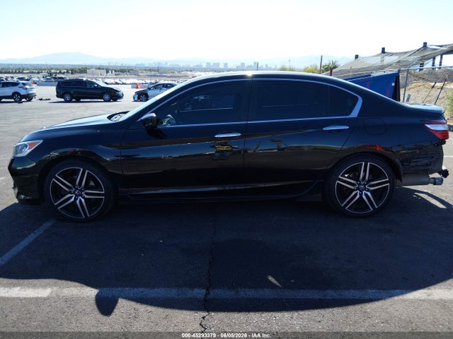 45293379 :رقم المزاد ، 1HGCR2F53HA050416 vin ، 2017 Honda Accord Sport مزاد بيع