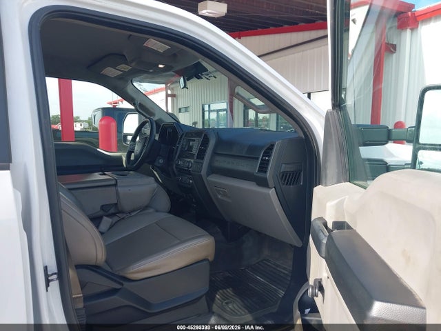 Ford F-250 Xl 2017 1FD7W2A62HED72767 Image 5
