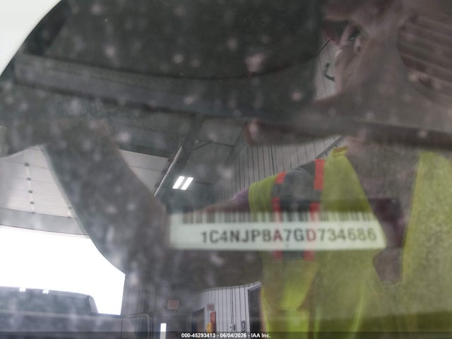 45293413 :رقم المزاد ، 1C4NJPBA7GD734686 vin ، 2016 Jeep Patriot Sport مزاد بيع