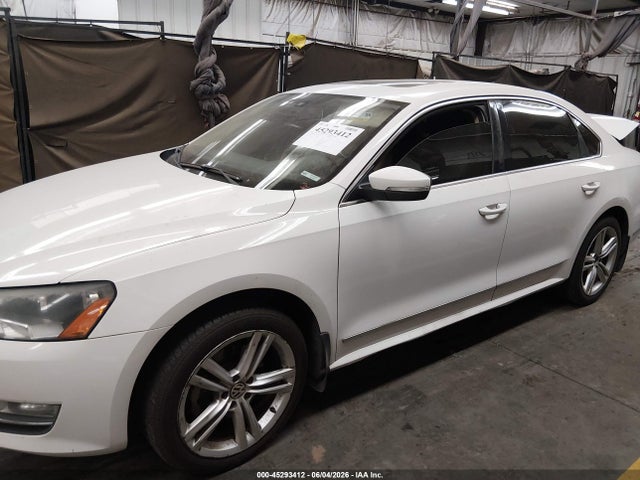 1VWBV7A33FC051203 Volkswagen Passat 2.0l Tdi Se