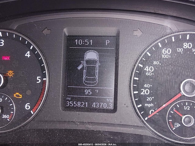1VWBV7A33FC051203 Volkswagen Passat 2.0l Tdi Se