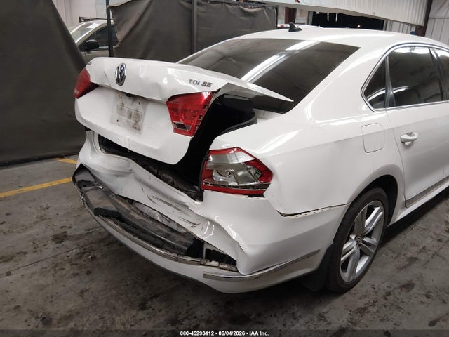1VWBV7A33FC051203 Volkswagen Passat 2.0l Tdi Se