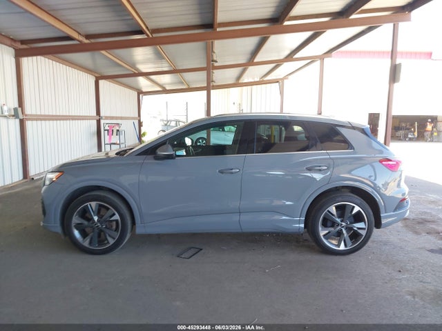 45293448 :رقم المزاد ، WA1G2BFZ1NP050117 vin ، 2022 Audi Q4 E-tron Premium 50 Quattro مزاد بيع