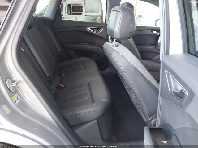 45293448 :رقم المزاد ، WA1G2BFZ1NP050117 vin ، 2022 Audi Q4 E-tron Premium 50 Quattro مزاد بيع