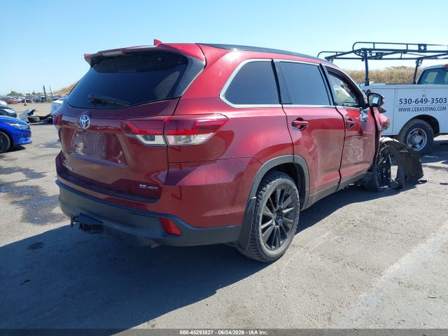 Auction sale of the 2019 Toyota Highlander Se/xle, vin: 5TDJZRFH2KS626578, lot number: 45293527
