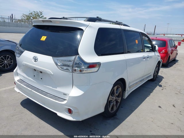 Toyota Sienna Se 8 Passenger 2014 5TDXK3DC0ES428248 Image 4
