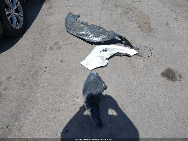 1FADP3F27HL322447 Ford FOCUS SE