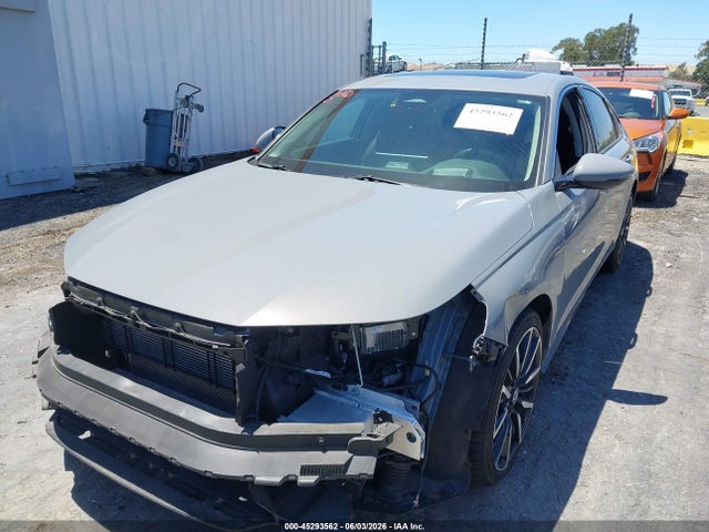 1HGCY2F82RA012190 Honda Accord Hybrid Touring
